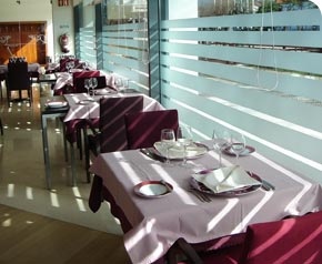 Imagen del bar/restaurante del Hotel Pombalense. Foto 2