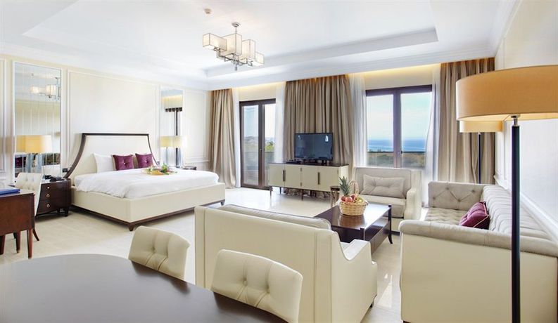 Imagen de la habitación del Hotel Pomegranate Wellness Spa. Foto 3