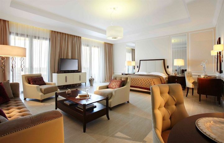 Imagen de la habitación del Hotel Pomegranate Wellness Spa. Foto 6