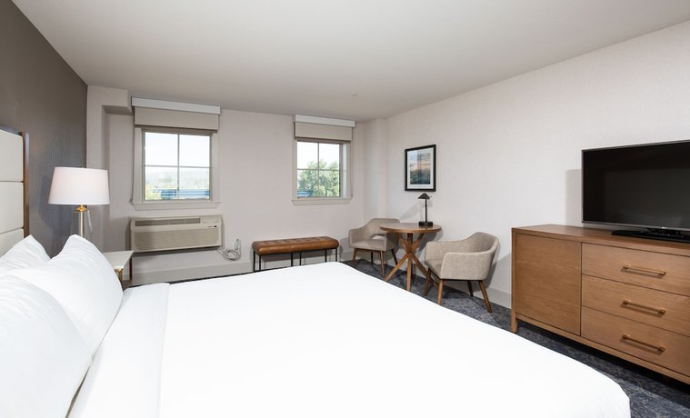 Imagen de la habitación del Hotel Pomeroy Fort McMurray. Foto 4