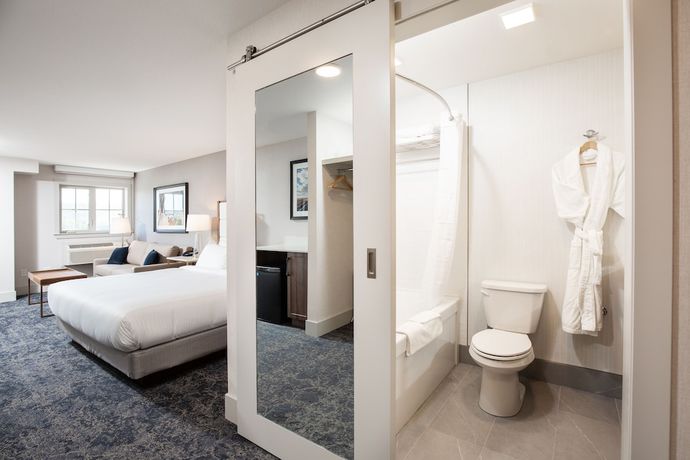 Imagen de la habitación del Hotel Pomeroy Fort McMurray. Foto 11