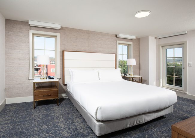 Imagen de la habitación del Hotel Pomeroy Fort McMurray. Foto 15