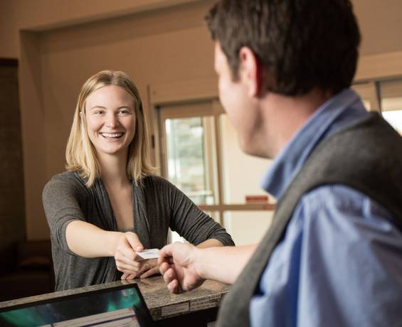 Imagen de los interiores del Hotel Pomeroy Inn And Suites Prince George. Foto 19