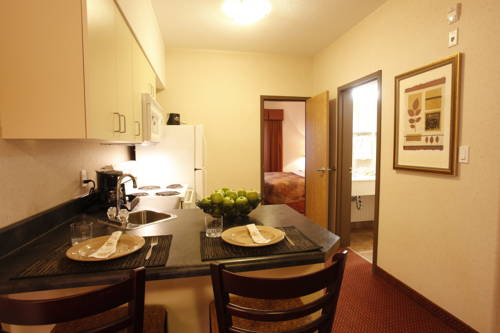 Imagen de la habitación del Hotel Pomeroy Inn & Suites Fort St. John. Foto 7