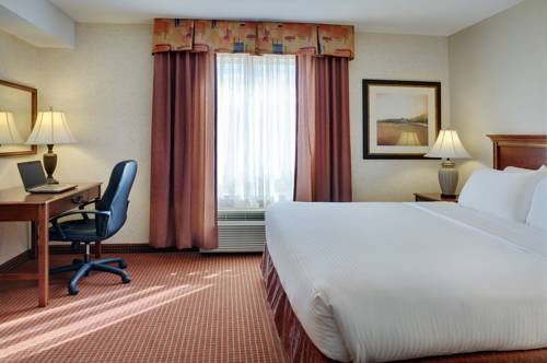 Imagen de la habitación del Hotel Pomeroy Inn and Suites Chetwynd. Foto 4
