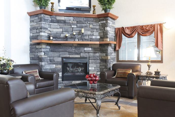Imagen de los interiores del Hotel Pomeroy Inn and Suites Dawson Creek. Foto 18