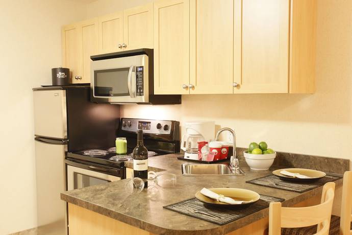 Imagen de la habitación del Hotel Pomeroy Inn and Suites Dawson Creek. Foto 8