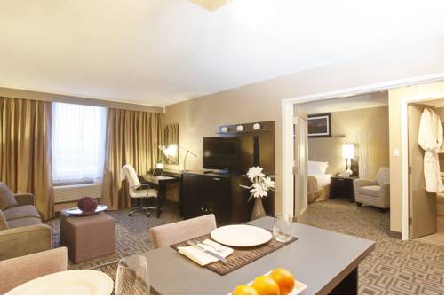 Imagen de la habitación del Hotel Pomeroy & Conference Centre. Foto 10