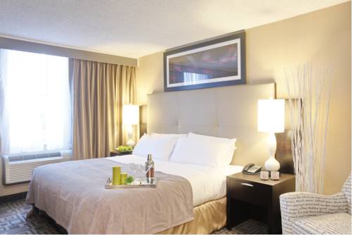 Imagen de la habitación del Hotel Pomeroy & Conference Centre. Foto 13