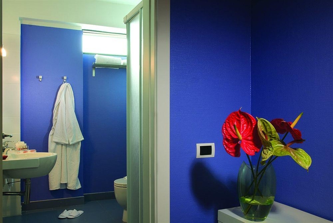 Imagen general del Hotel Pomezia Roma. Foto 8