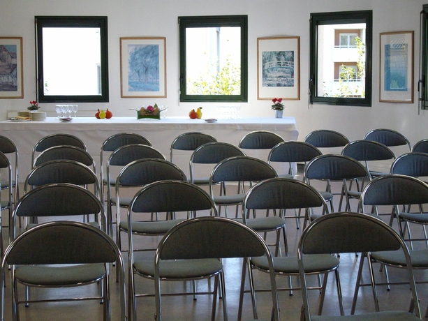 Imagen de los interiores del Hotel Pomo and Restaurant. Foto 12