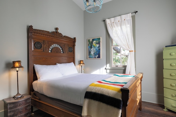 Imagen de la habitación del Hotel Pompadour. Foto 4