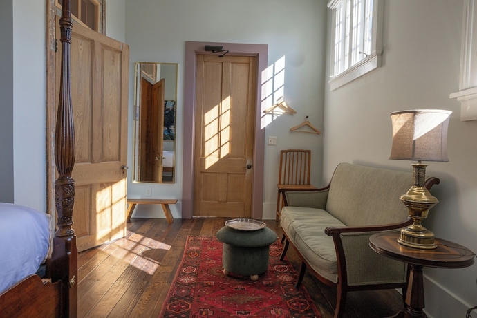 Imagen de la habitación del Hotel Pompadour. Foto 7