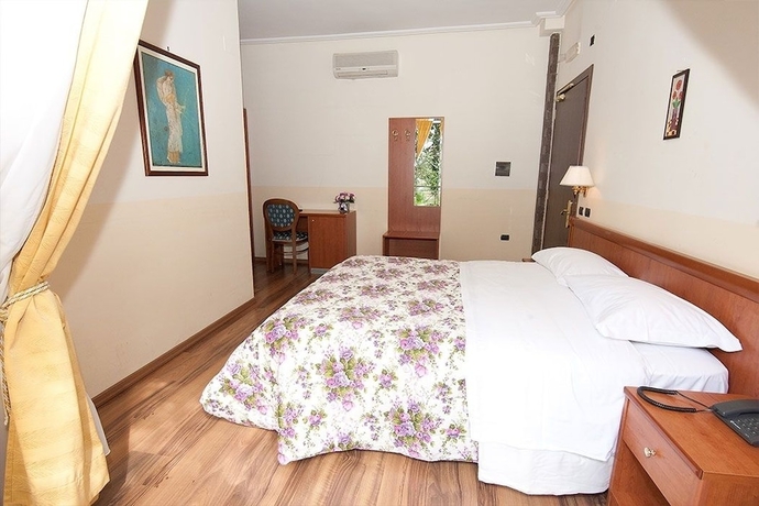 Imagen de la habitación del Hotel Pompeii Ruins. Foto 6