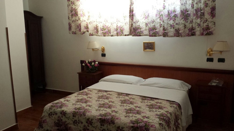 Imagen de la habitación del Hotel Pompeii Ruins. Foto 8