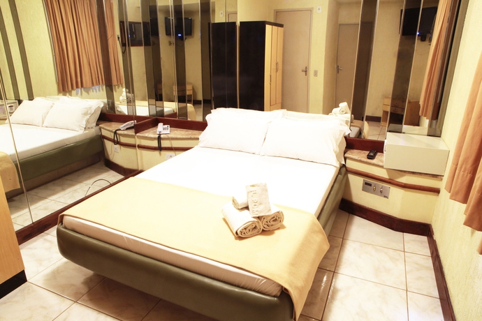 Imagen de la habitación del Hotel Pompeu Rio. Foto 13