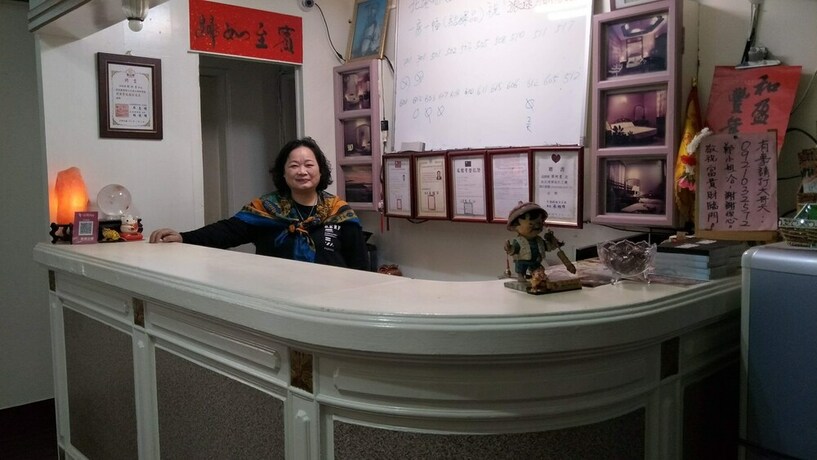 Imagen de los interiores del Hotel Pon Kan Inn. Foto 24