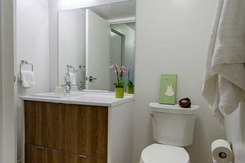 Imagen de la habitación del Hotel Ponderosa Studios At Ubc. Foto 3