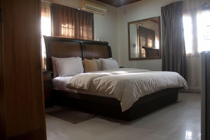 Imagen general del Hotel Ponderosa Travel Lodge. Foto 12
