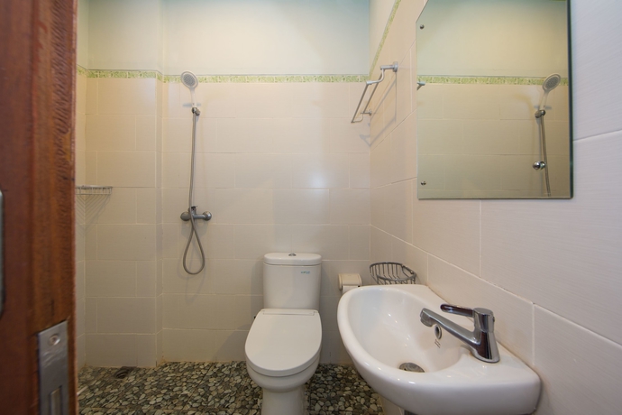 Imagen de la habitación del Hotel Pondok Asri Denpasar. Foto 7