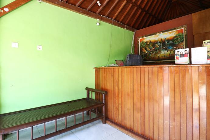Imagen de los interiores del Hotel Pondok Hasan. Foto 18
