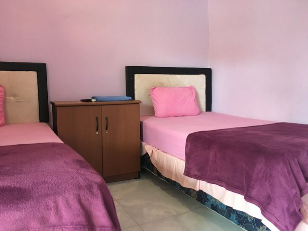 Imagen de la habitación del Hotel Pondok Hasan. Foto 8