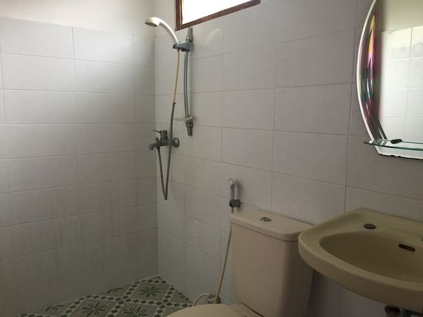 Imagen de la habitación del Hotel Pondok Hasan. Foto 13