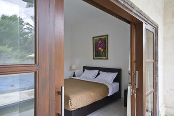 Imagen de la piscina del Hotel Pondok Jenggala. Foto 7