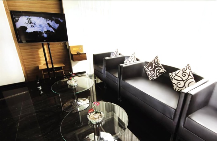Imagen de los interiores del Hotel Pondok Keluarga Osamaliki. Foto 17