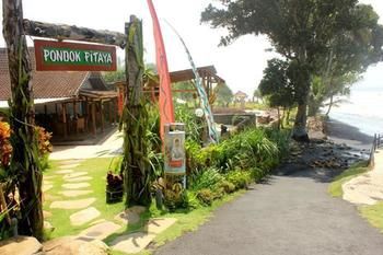 Imagen de los exteriores del Hotel Pondok Pitaya , Surfing and Yoga. Foto 8