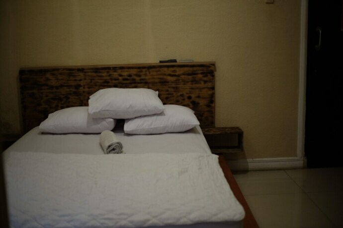 Imagen general del Hotel Pondok Sabaraya Haji Juanda Cikampek Purwakarta. Foto 9