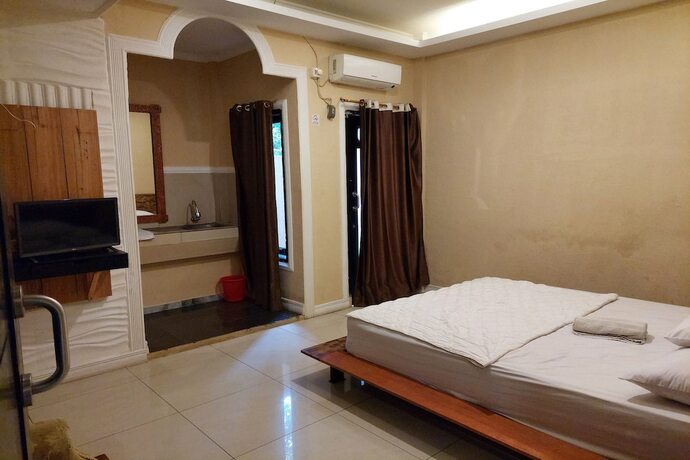 Imagen de la habitación del Hotel Pondok Sabaraya Haji Juanda Cikampek Purwakarta. Foto 19
