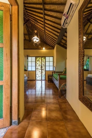 Imagen de la habitación del Hotel Pondok Sari Beach & Spa Resort. Foto 3