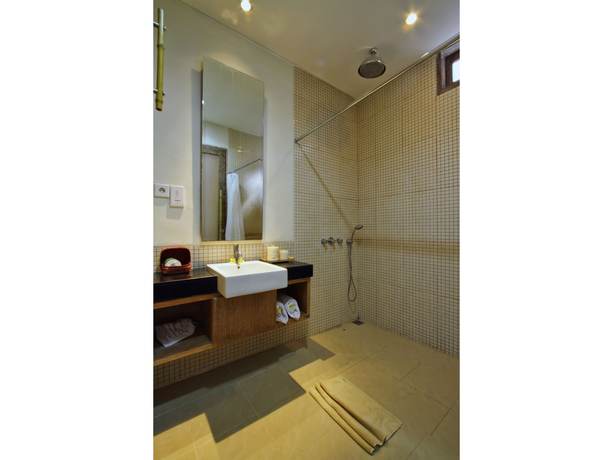 Imagen de la habitación del Hotel Pondok Sari. Foto 14