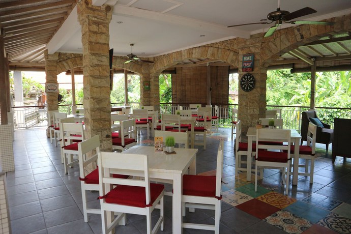 Imagen del bar/restaurante del Hotel Pondok Tulasi Semaya House. Foto 2