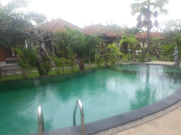 Imagen de la piscina del Hotel Pondok Wisata Sartaya 2. Foto 38