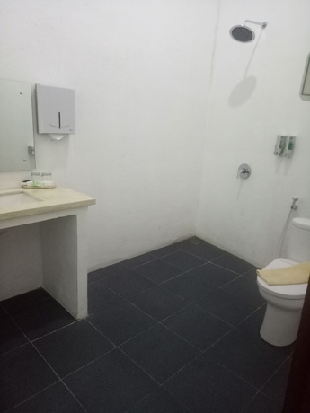 Imagen de la habitación del Hotel Pondokan Tjiburial. Foto 16