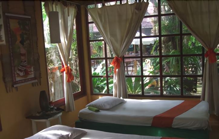 Imagen de la habitación del Hotel Pongsuda Chalet. Foto 12