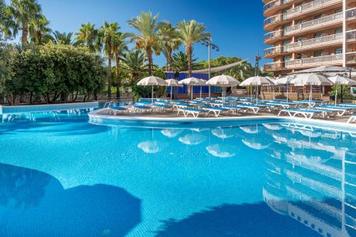 Imagen de la piscina del Hotel Ponient Dorada Palace by PortAventura World. Foto 19