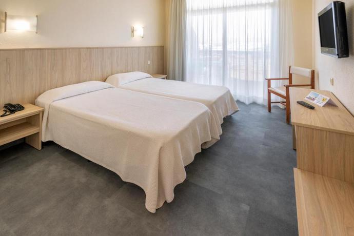 Imagen general del Hotel Ponient Marinada 4* and Aparthotel Marinada 2* by PortAventura World. Foto 8