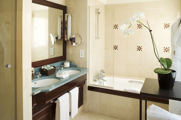 Imagen de la habitación del Hotel Pont Royal. Foto 10