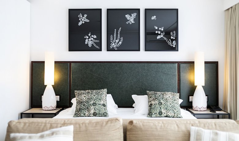 Imagen de la habitación del Hotel Ponta Delgada. Foto 43