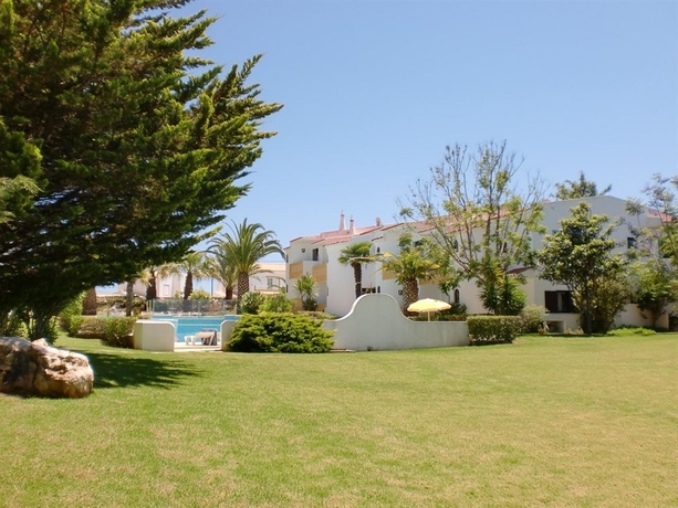 Imagen de los exteriores del Hotel Ponta Grande Carvoeiro. Foto 8