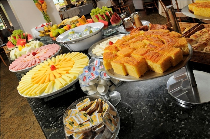 Imagen del bar/restaurante del Hotel Ponta Verde Maceio. Foto 2