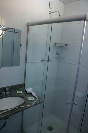 Imagen de la habitación del Hotel Ponta do Morro. Foto 18