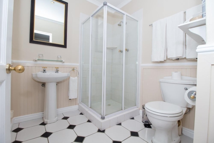 Imagen de la habitación del Hotel Pontac Manor. Foto 16