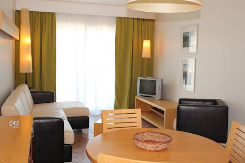 Imagen de la habitación del Hotel Pontalaia Apartamentos Turisticos. Foto 9