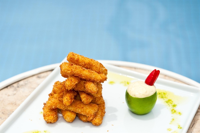 Imagen de la piscina del Hotel Pontalmar Praia. Foto 14