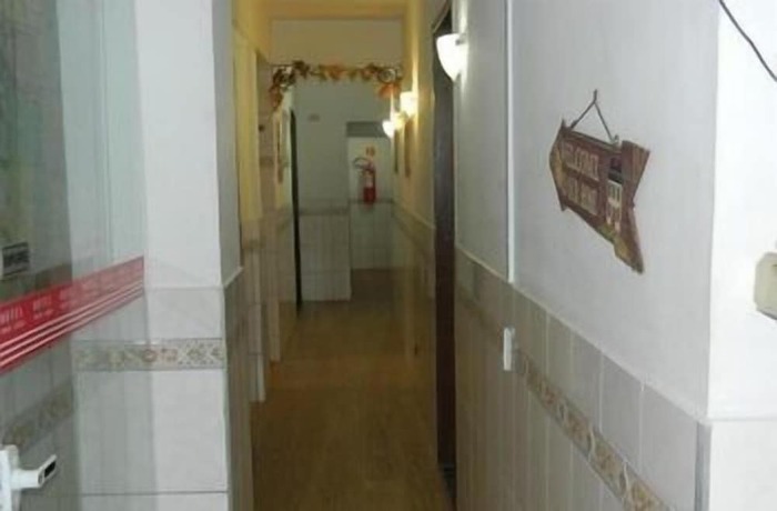 Imagen de los interiores del Hotel Ponte A&eacute;rea. Foto 16