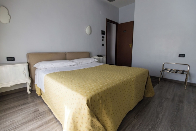 Imagen de la habitación del Hotel Ponte Sassi. Foto 13